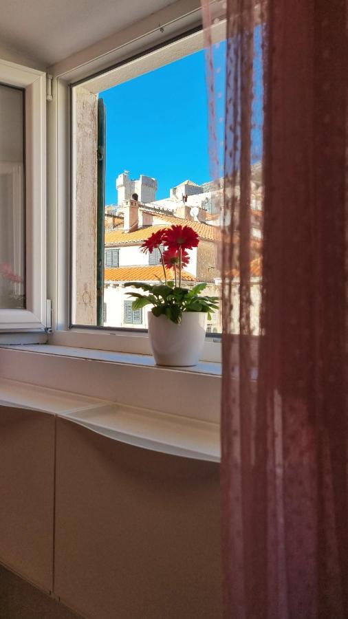 Stradun In The Heart Of Old Dubrovnik